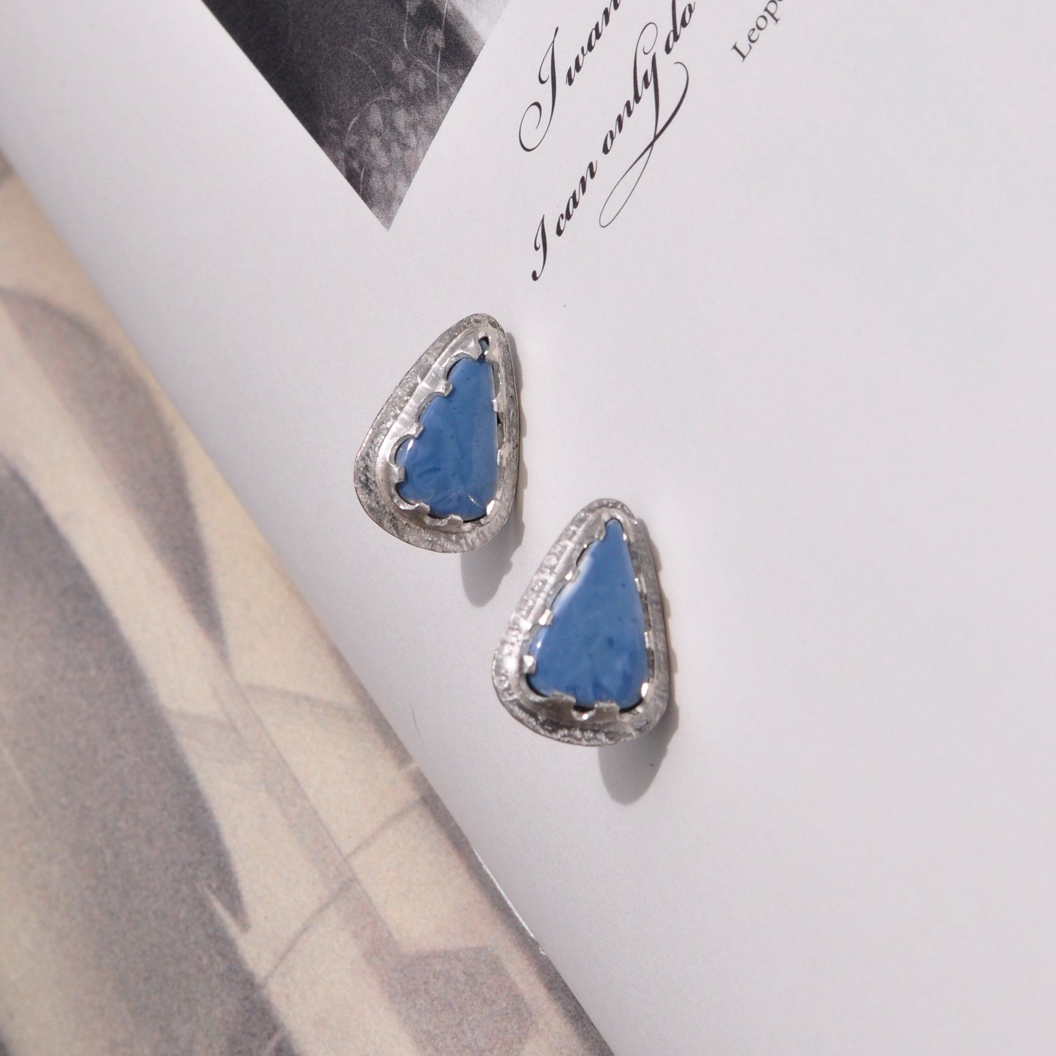 Aretes ópalo azul