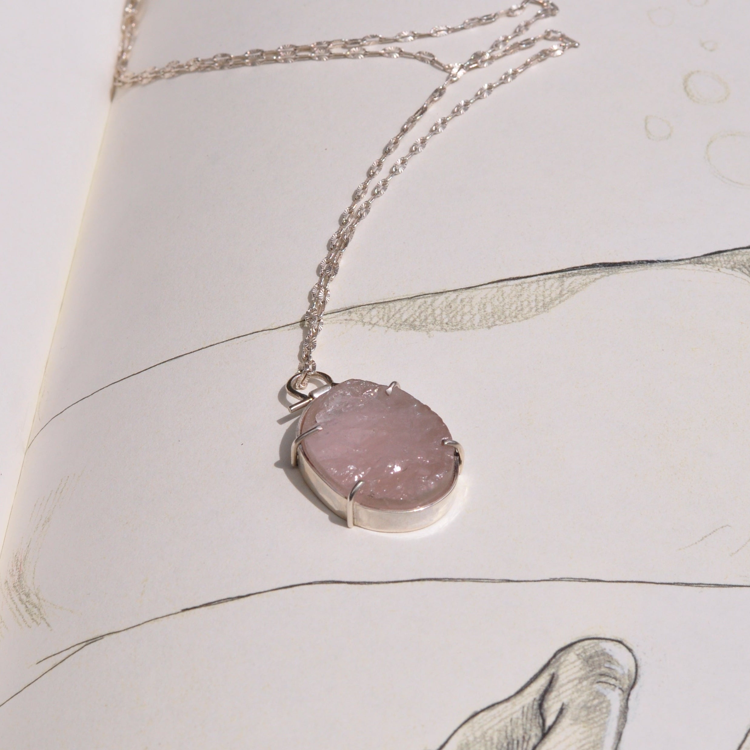 Collar de Cuarzo rosa rústico