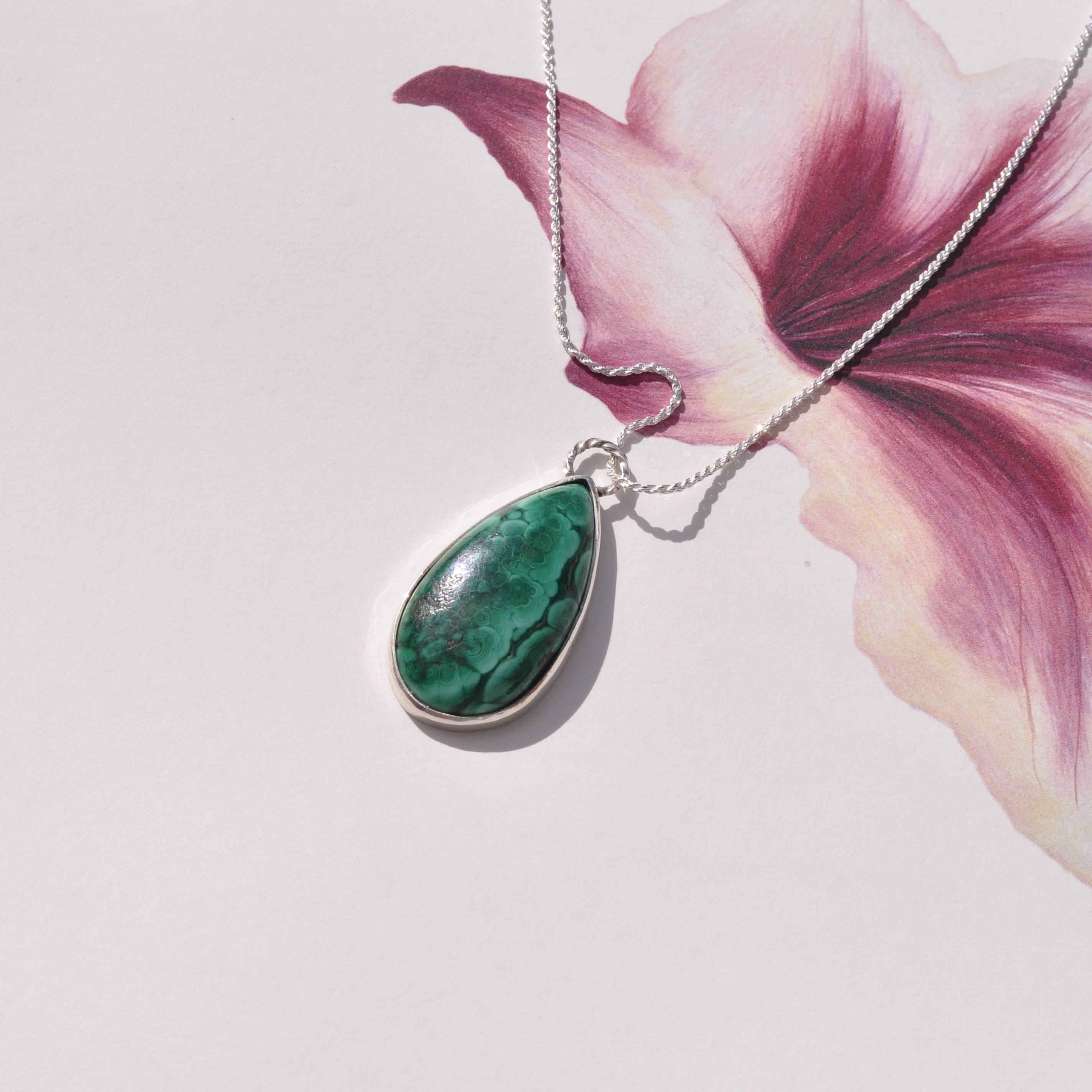 Collar de malaquita
