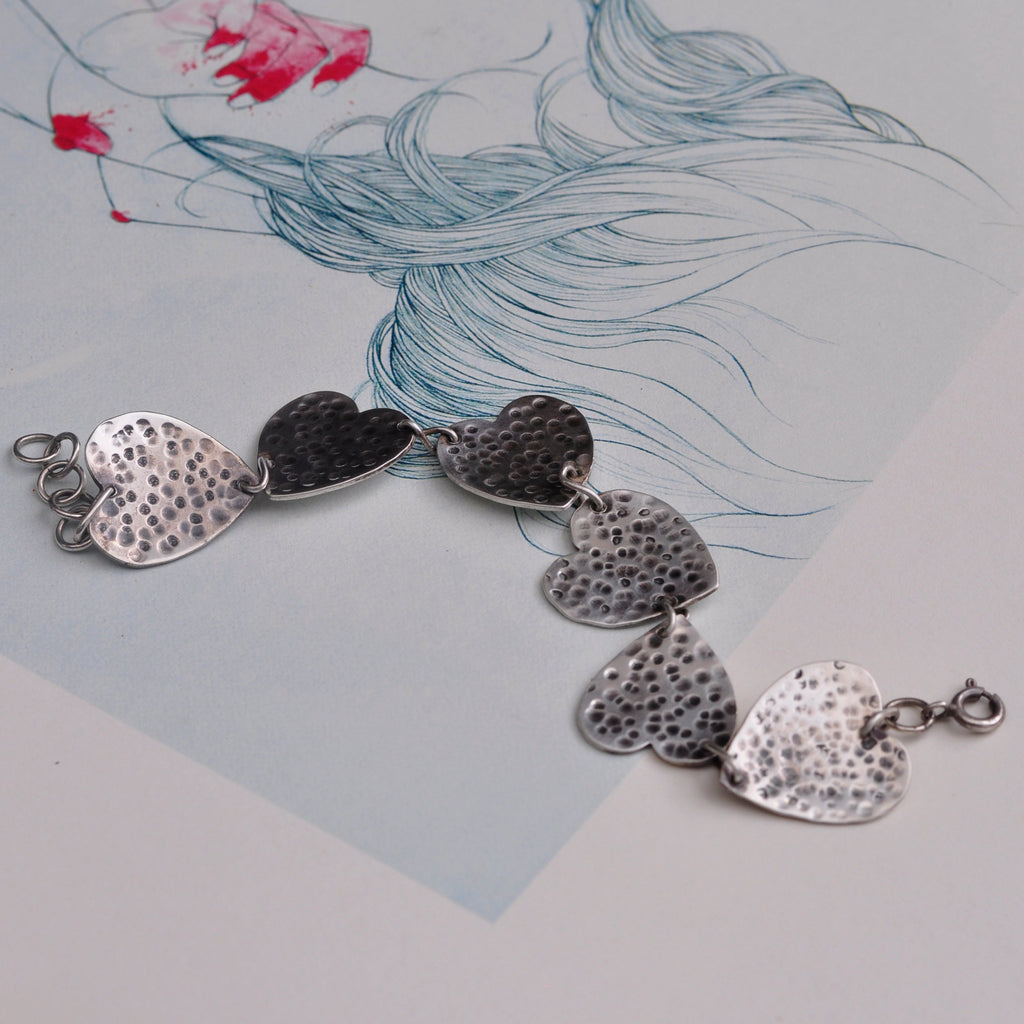 Pulsera corazones