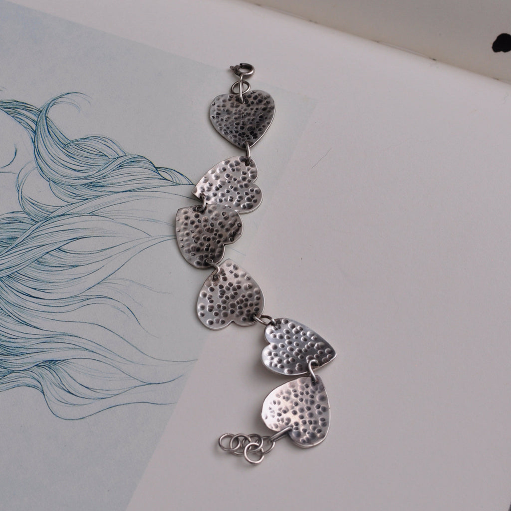Pulsera corazones
