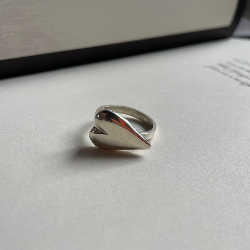 Anillo corazón plata ley 950
