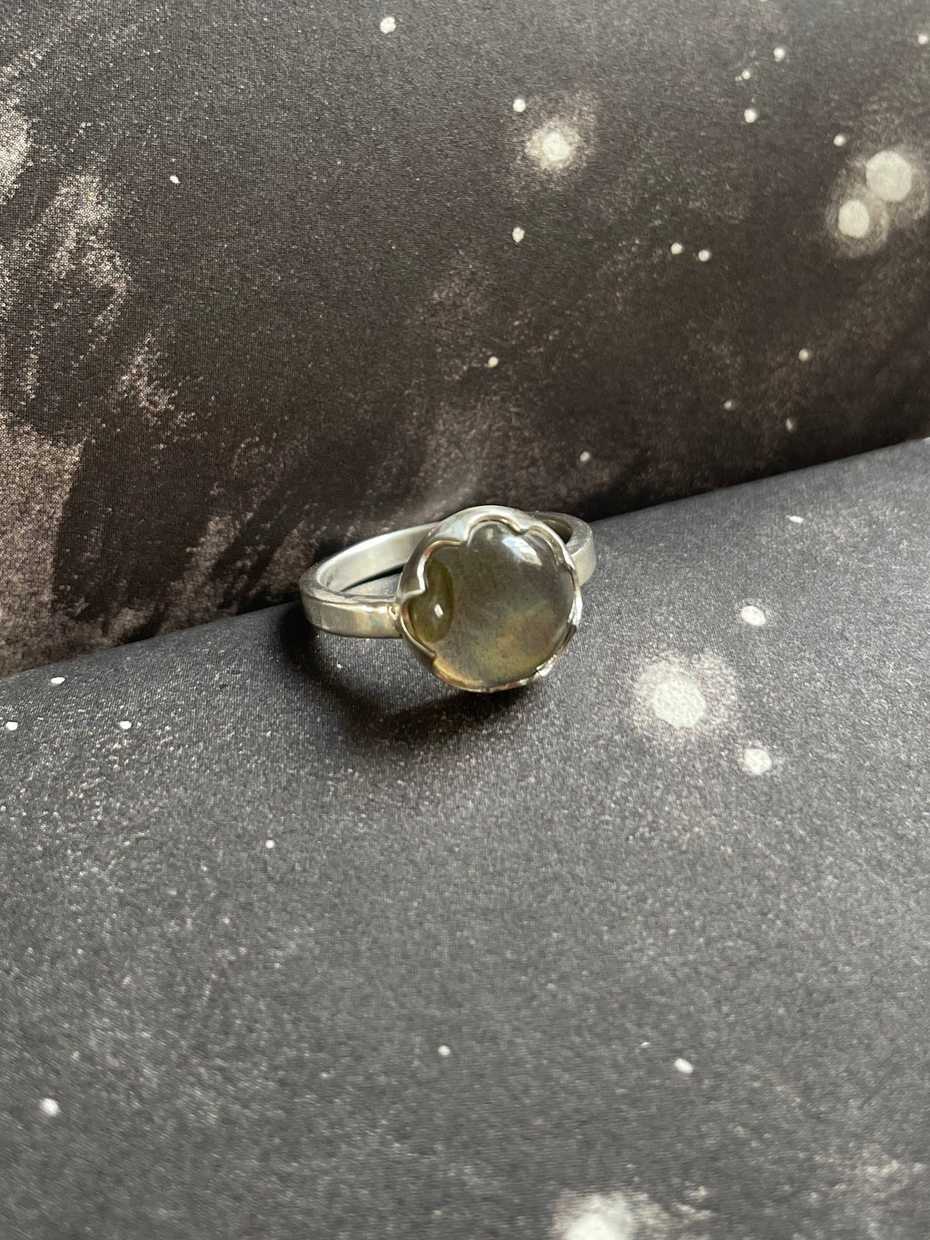 Anillo de Labradorita