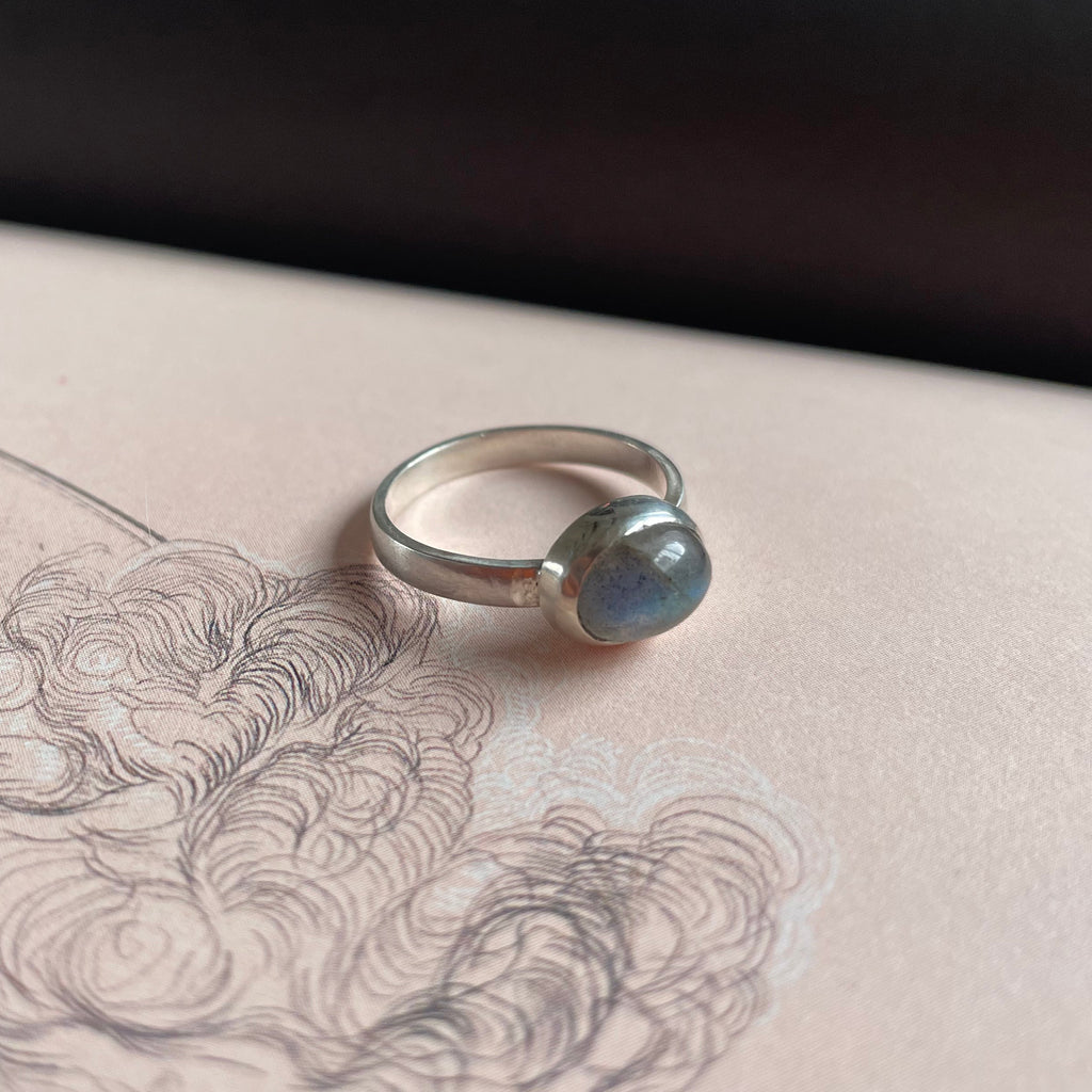 Anillo de Labradorita