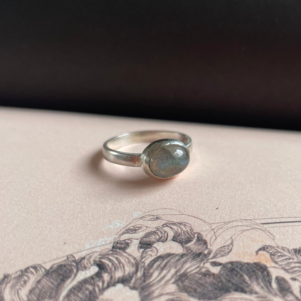 Anillo de Labradorita